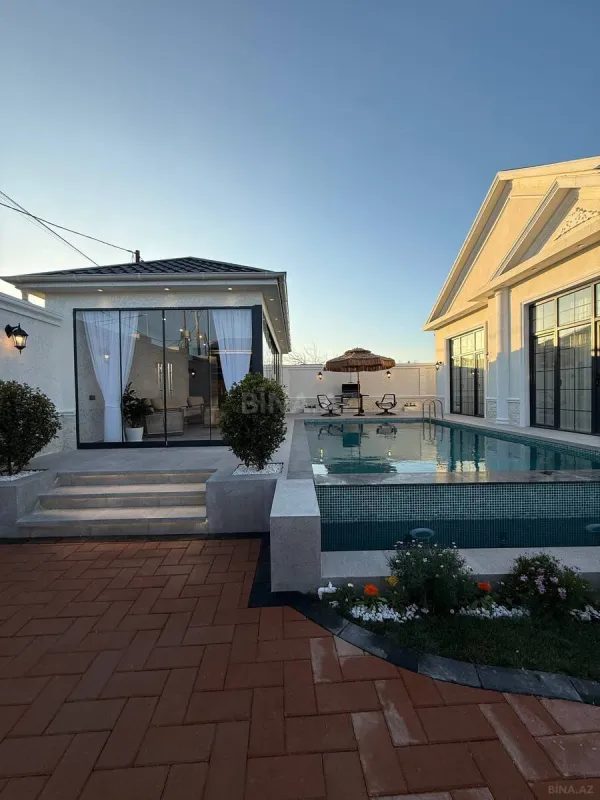 Satılır 4 otaqlı həyət evi 210 m²