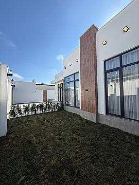 Satılır 4 otaqlı həyət evi 140 m²