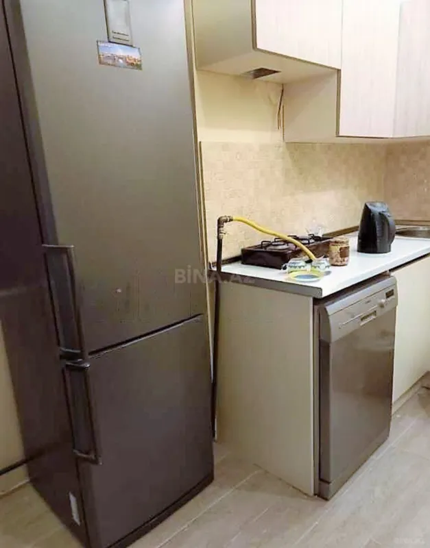 Kirayə verilir 2 otaqlı mənzil 65 m²