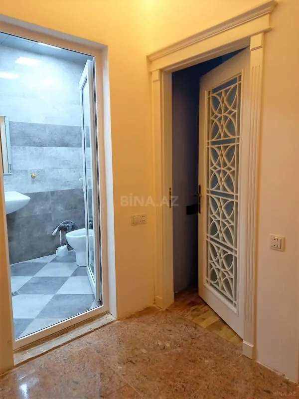 Kirayə verilir 2 otaqlı mənzil 65 m²