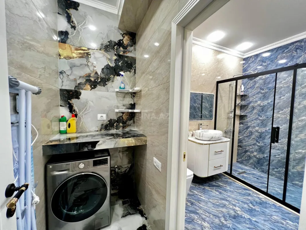 Satılır 3 otaqlı mənzil 120 m²