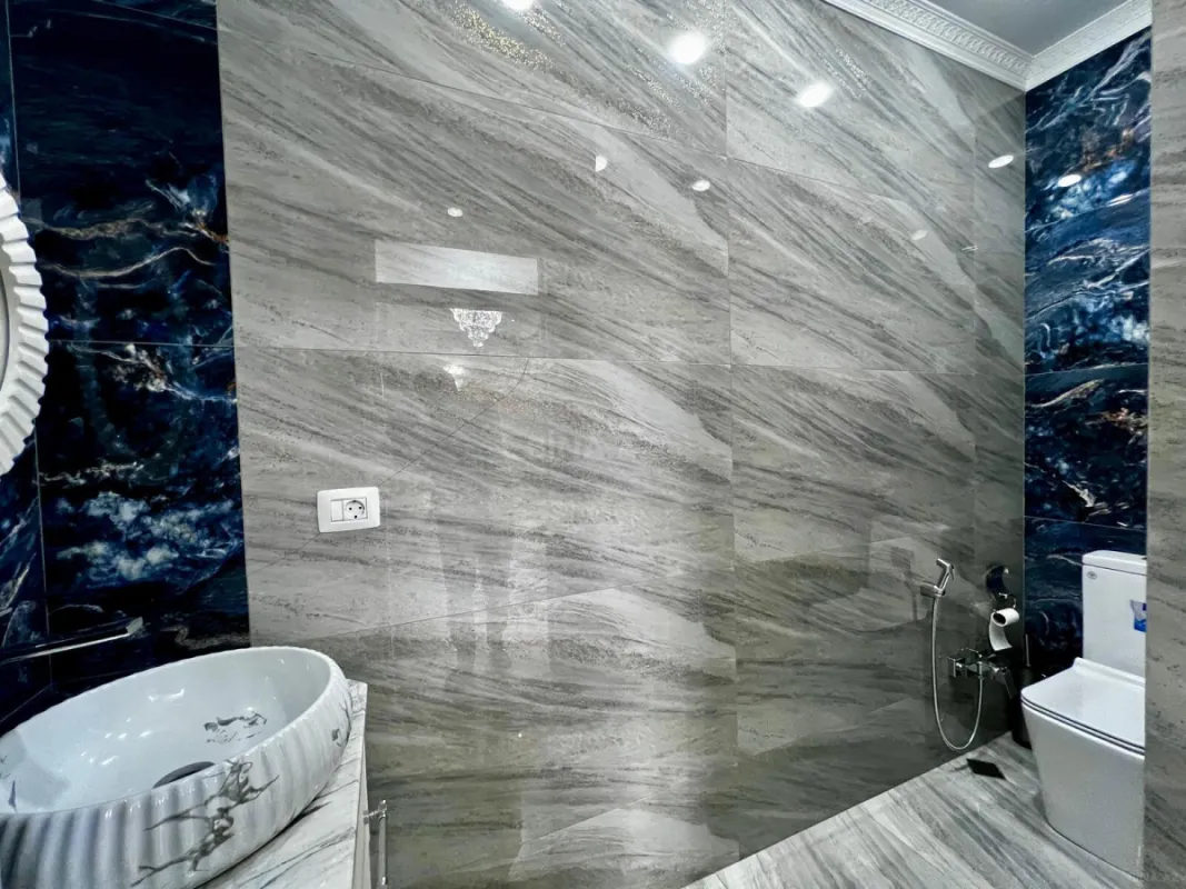 Satılır 3 otaqlı mənzil 120 m²