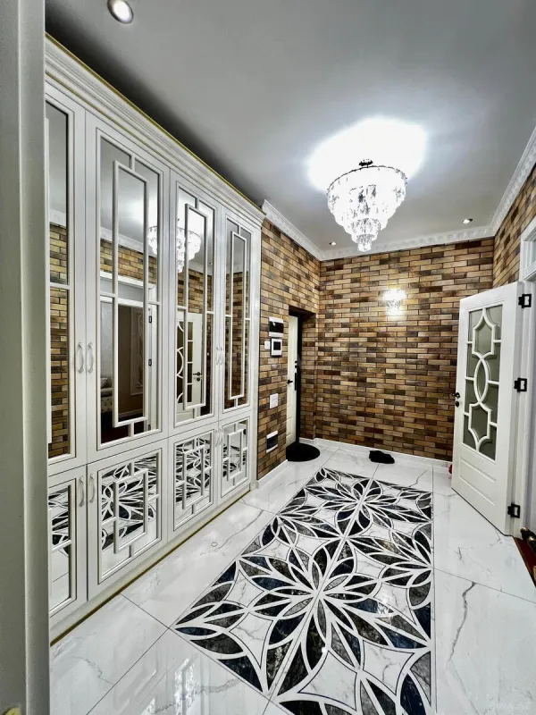 Satılır 3 otaqlı mənzil 120 m²