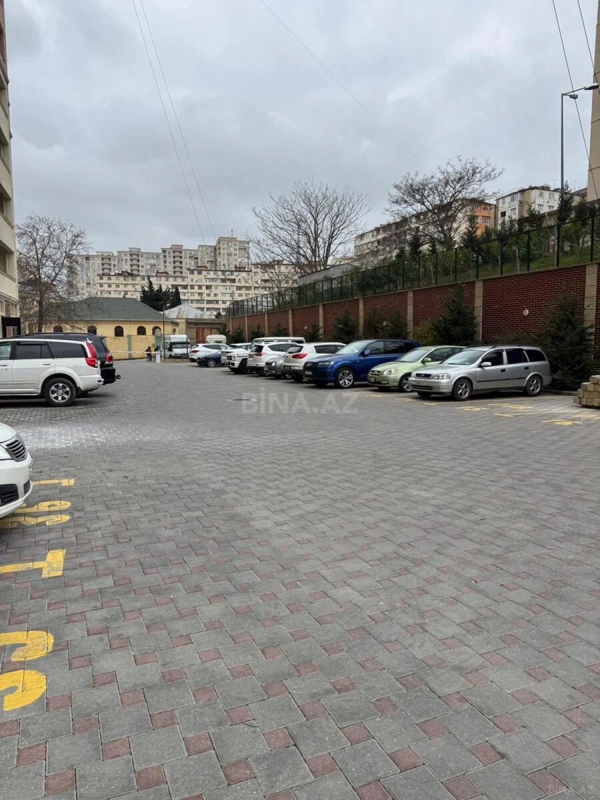 Satılır 2 otaqlı mənzil 95 m²