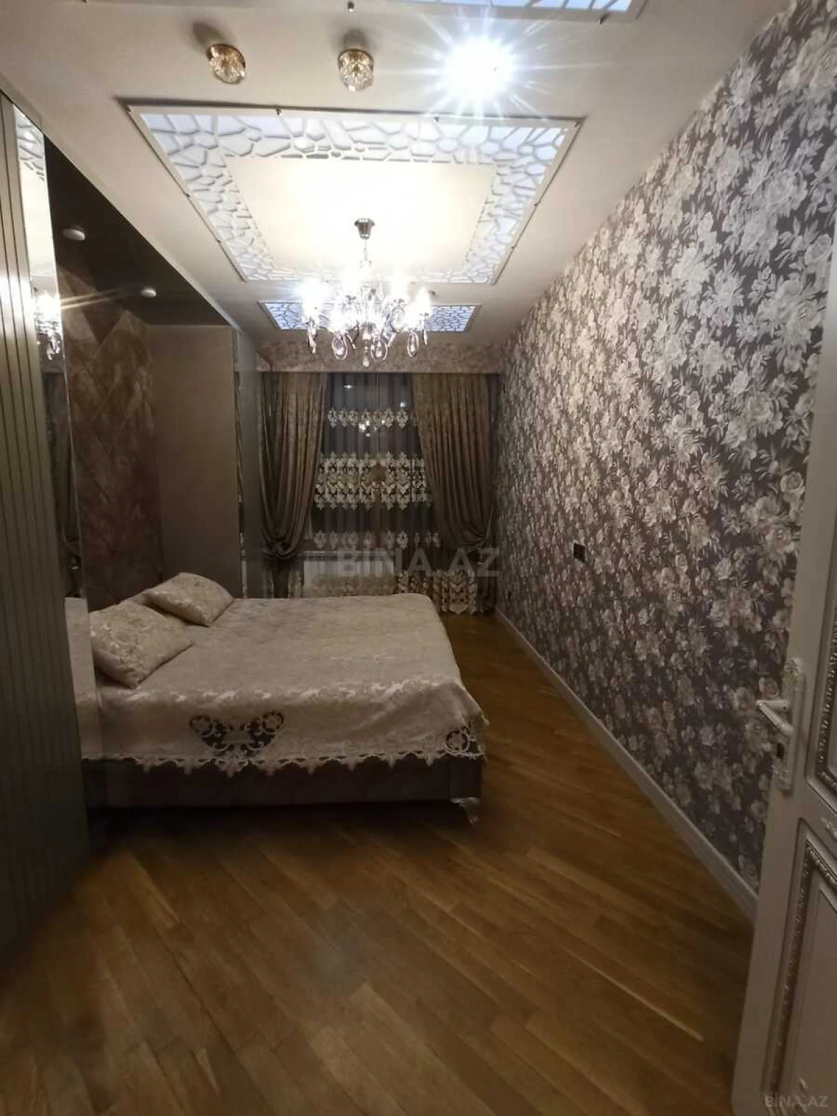 Satılır 3 otaqlı mənzil 95 m²