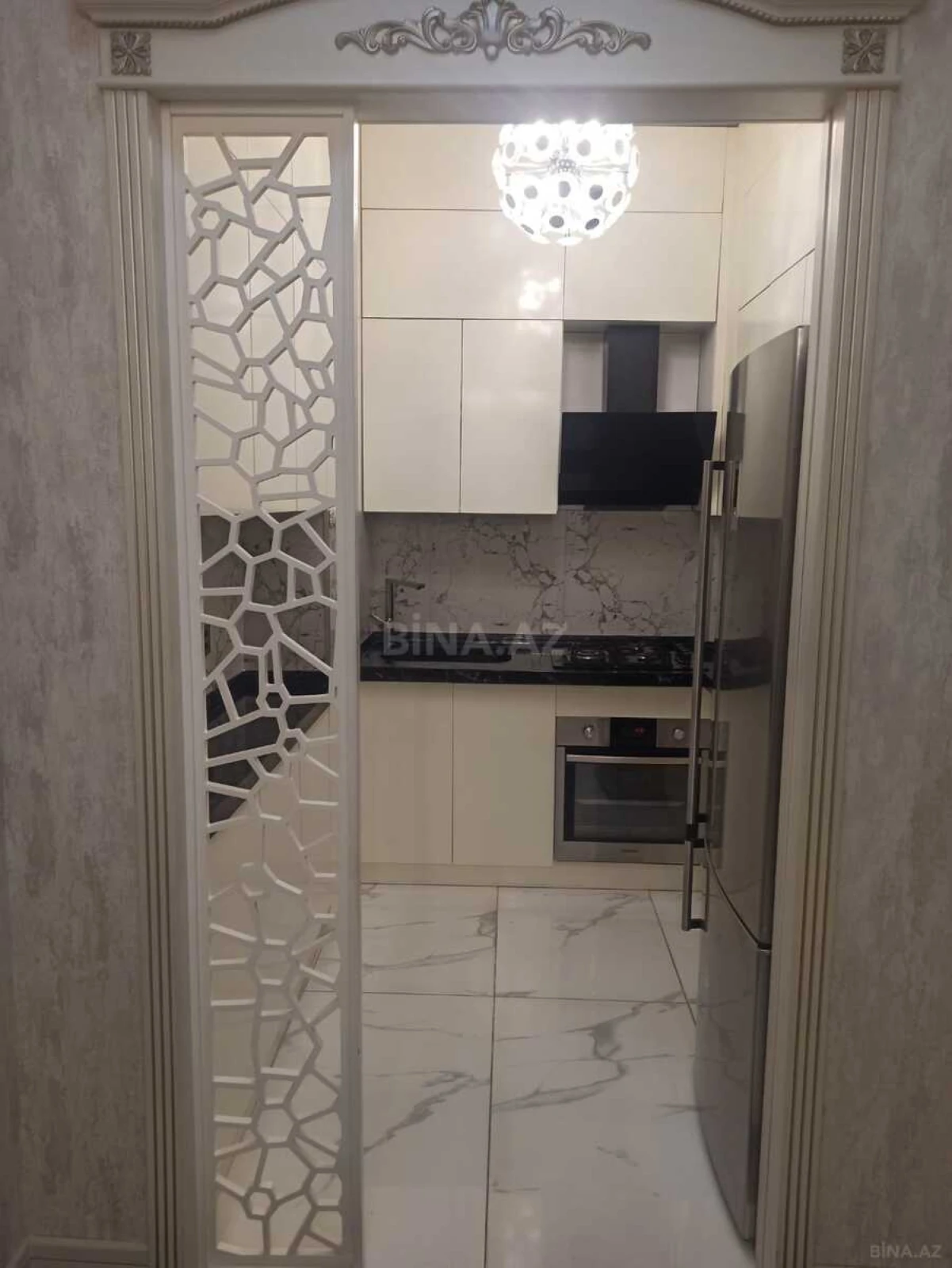 Satılır 3 otaqlı mənzil 95 m²