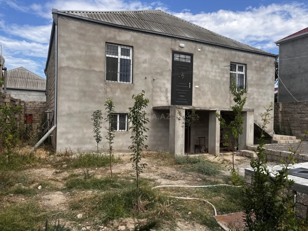Satılır 5 otaqlı həyət evi 129 m²