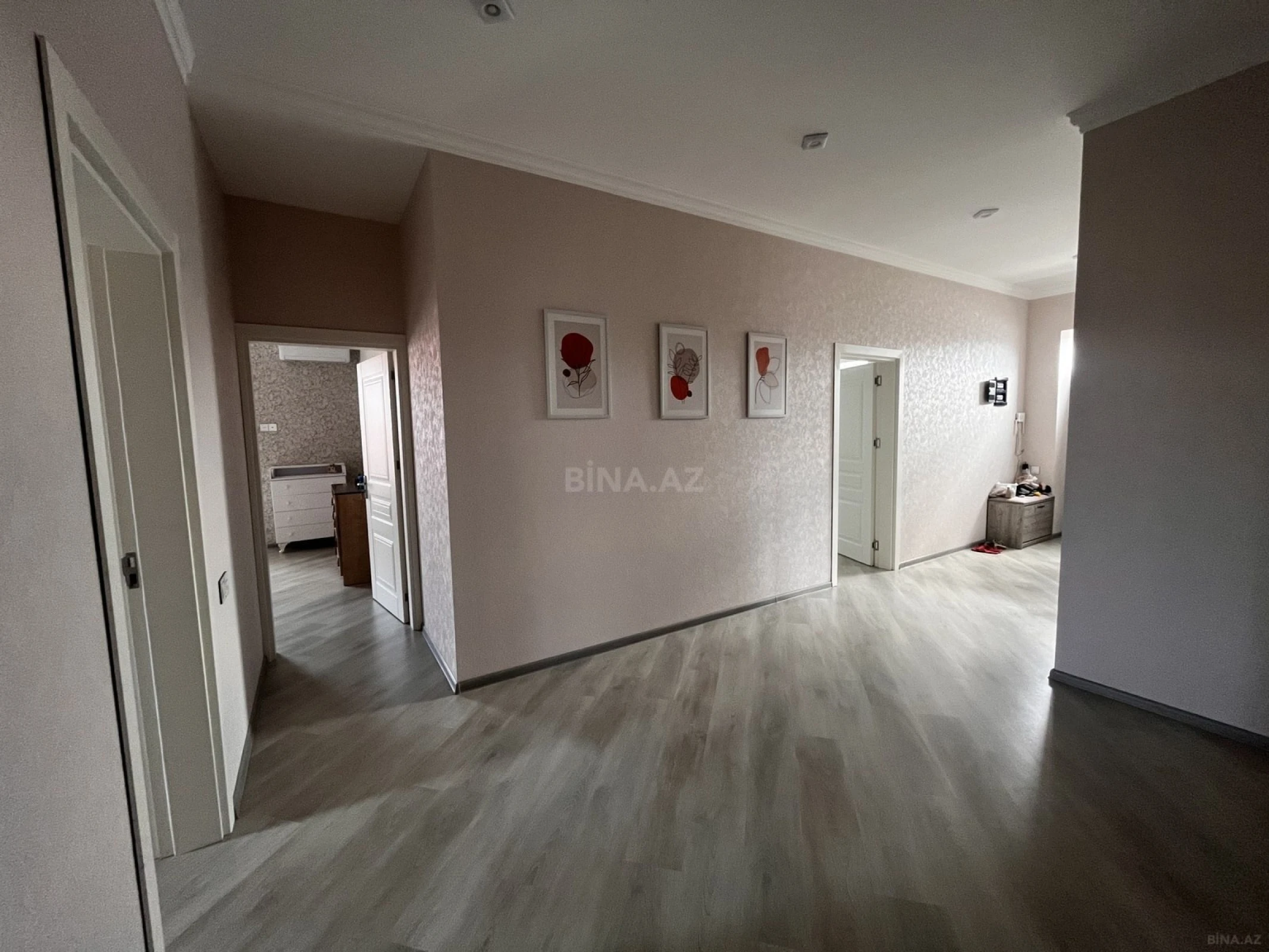 Satılır 5 otaqlı həyət evi 129 m²