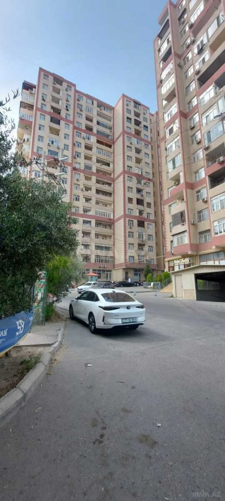 Satılır 2 otaqlı mənzil 65 m²