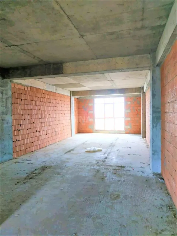 Satılır 2 otaqlı mənzil 85 m²