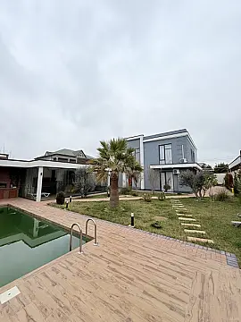 Kirayə verilir 5 otaqlı həyət evi 280 m²