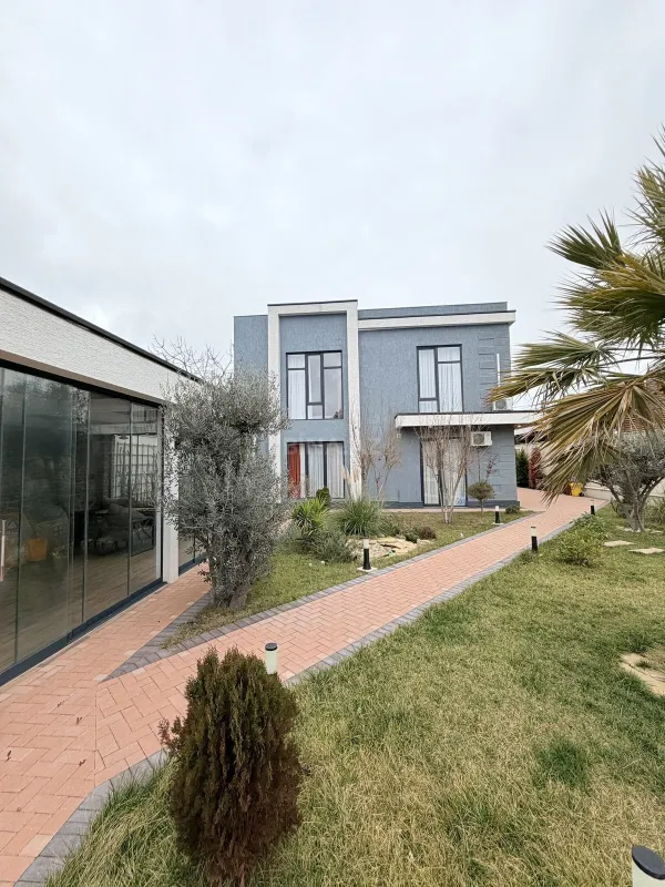 Kirayə verilir 5 otaqlı həyət evi 280 m²