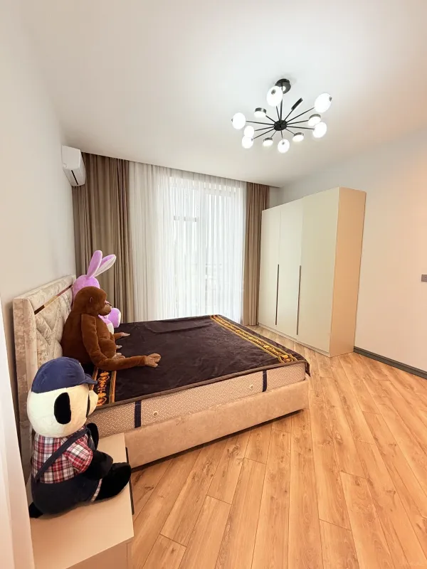 Kirayə verilir 5 otaqlı həyət evi 280 m²