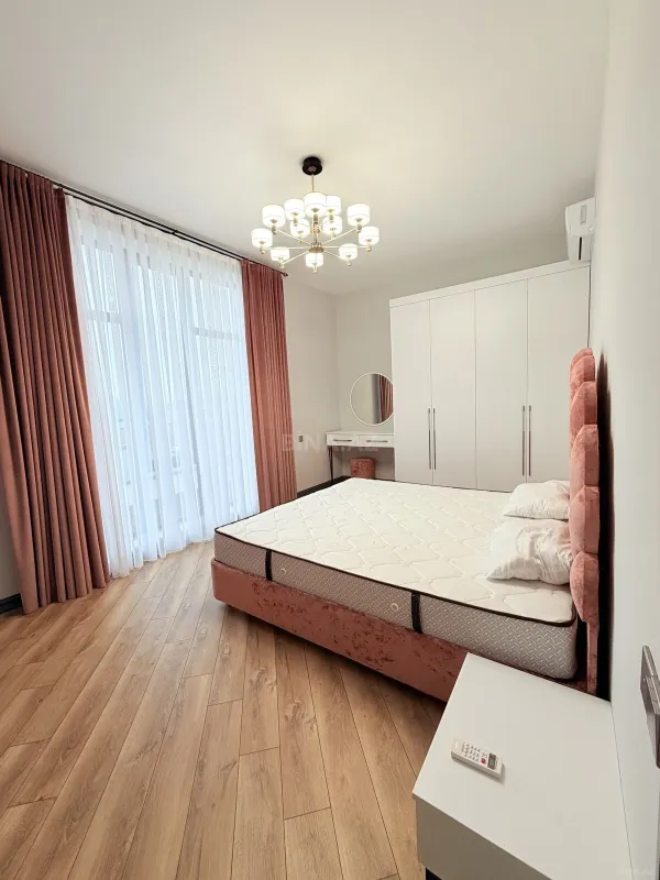 Kirayə verilir 5 otaqlı həyət evi 280 m²