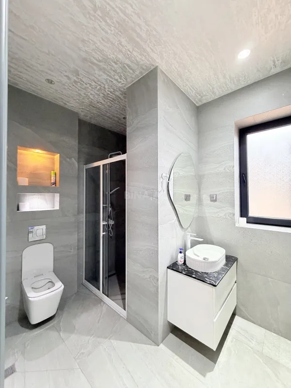 Kirayə verilir 5 otaqlı həyət evi 280 m²