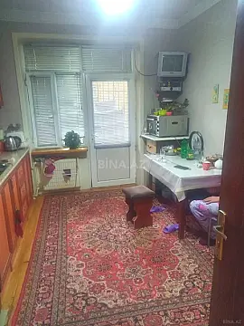 Satılır 2 otaqlı mənzil 70 m²