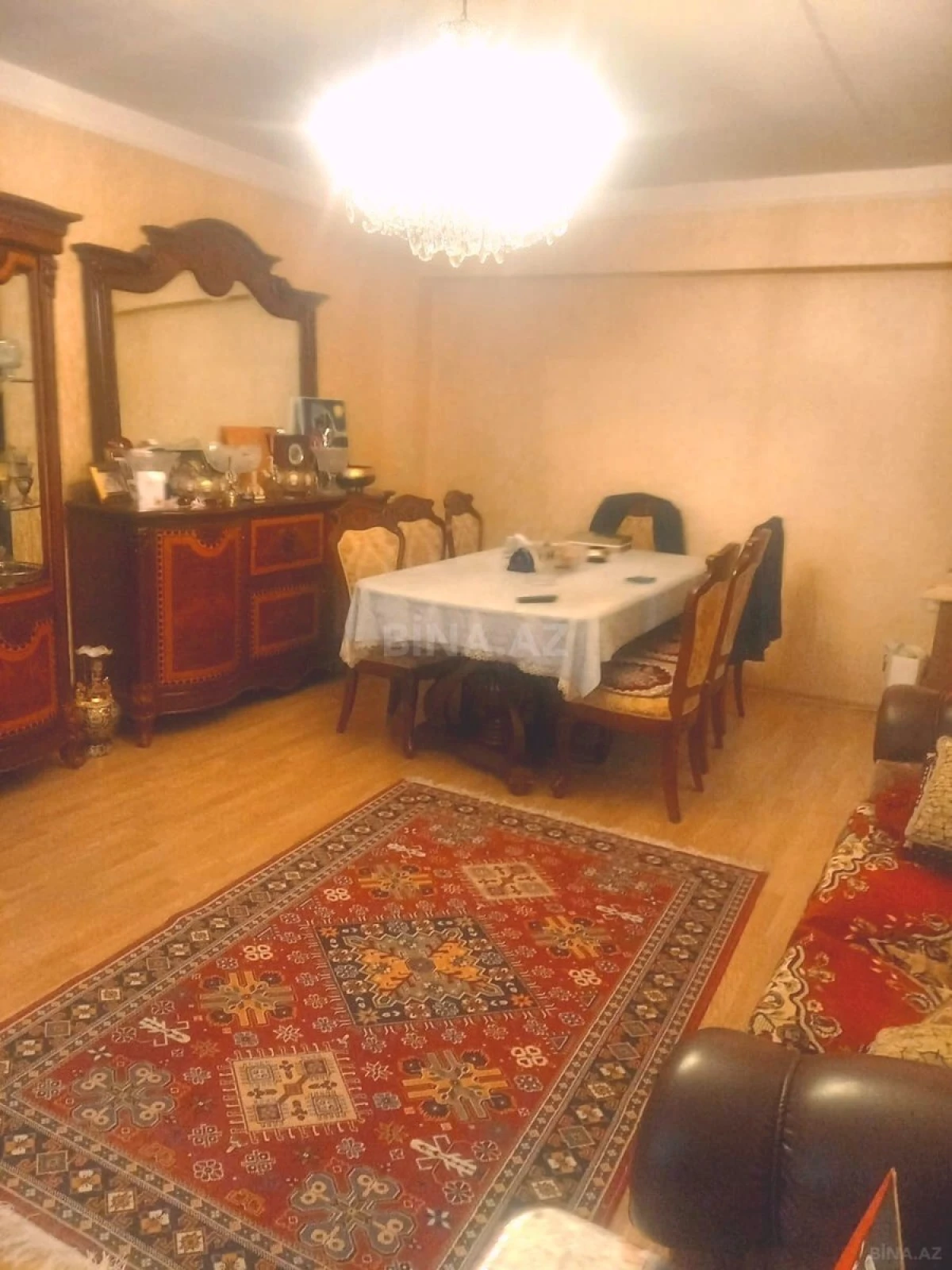 Satılır 2 otaqlı mənzil 70 m²