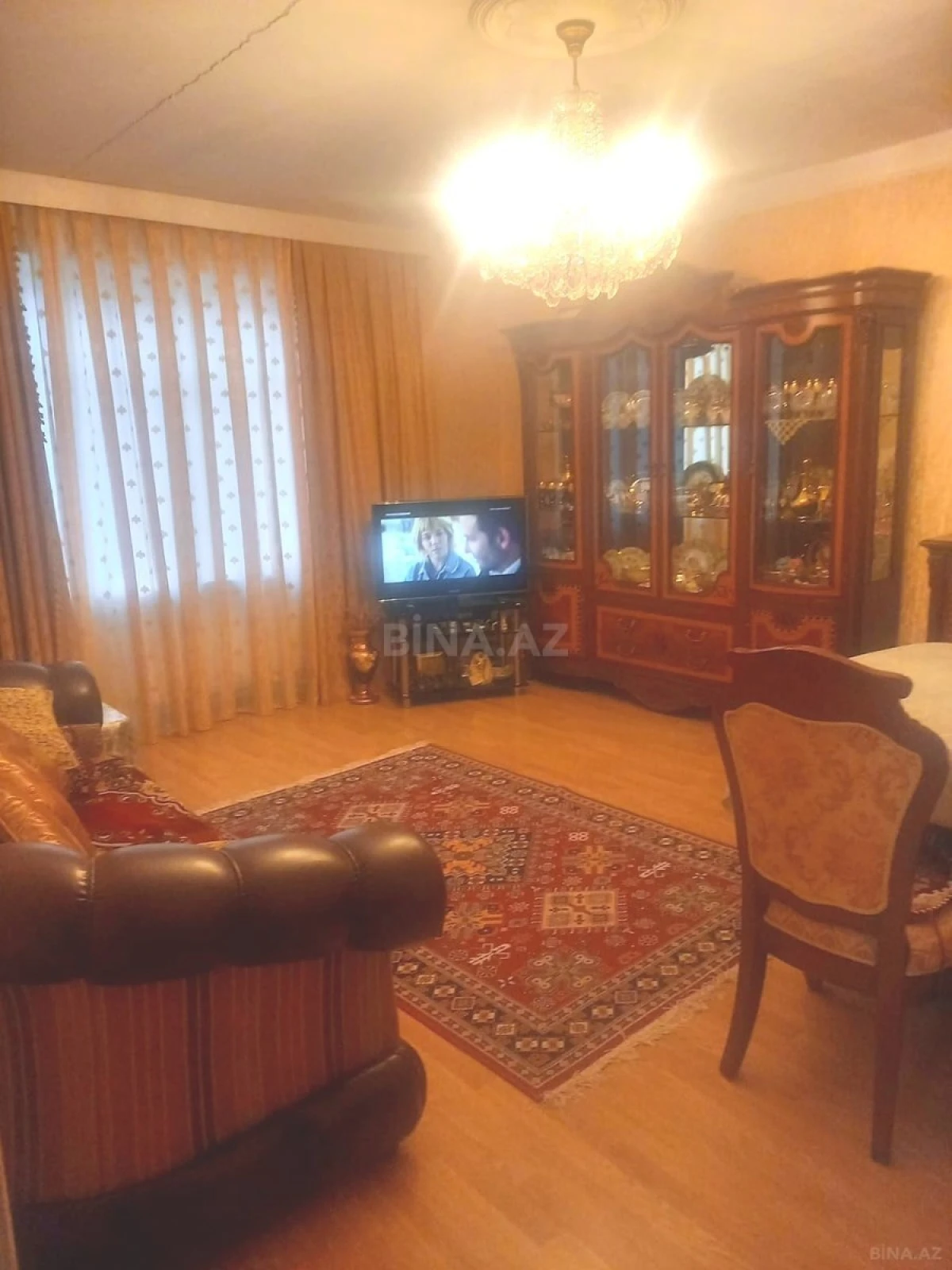 Satılır 2 otaqlı mənzil 70 m²