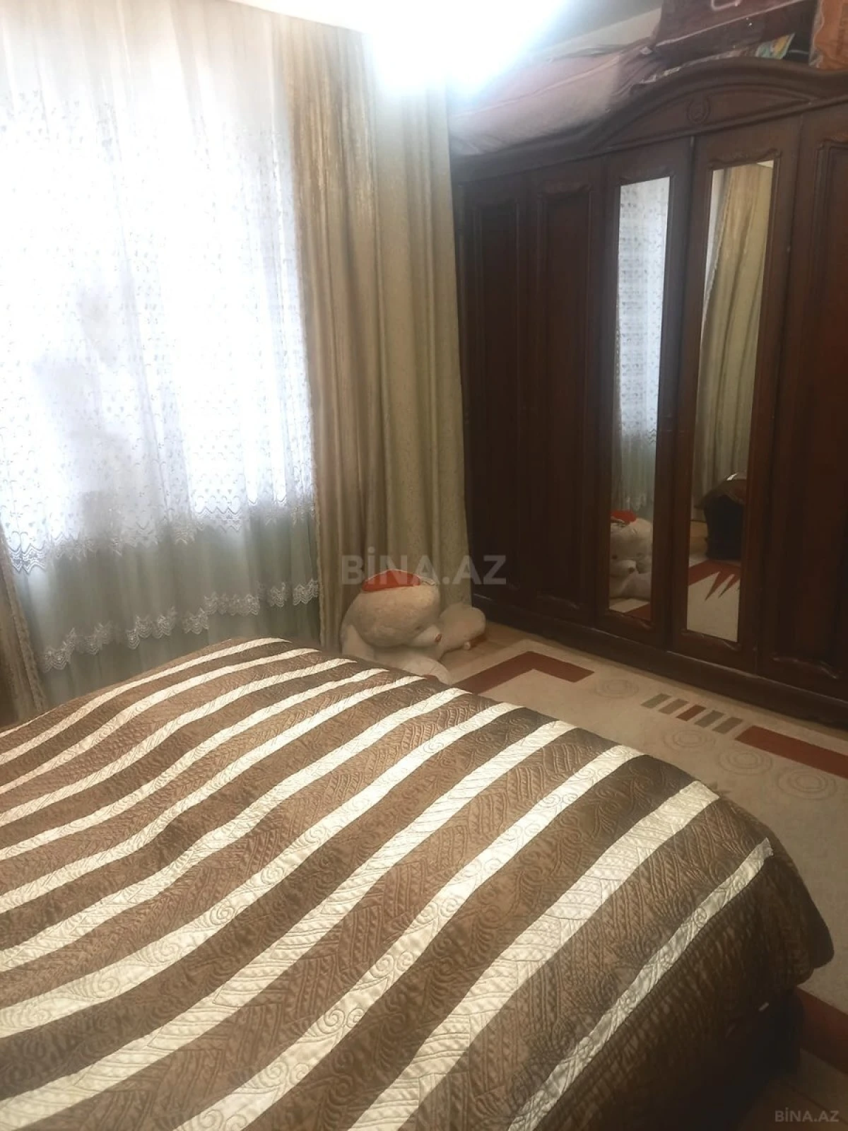 Satılır 2 otaqlı mənzil 70 m²