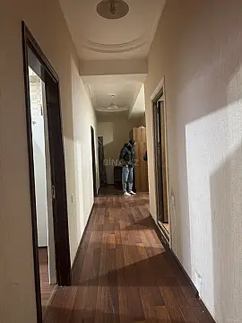 Kirayə verilir 2 otaqlı mənzil 100 m²