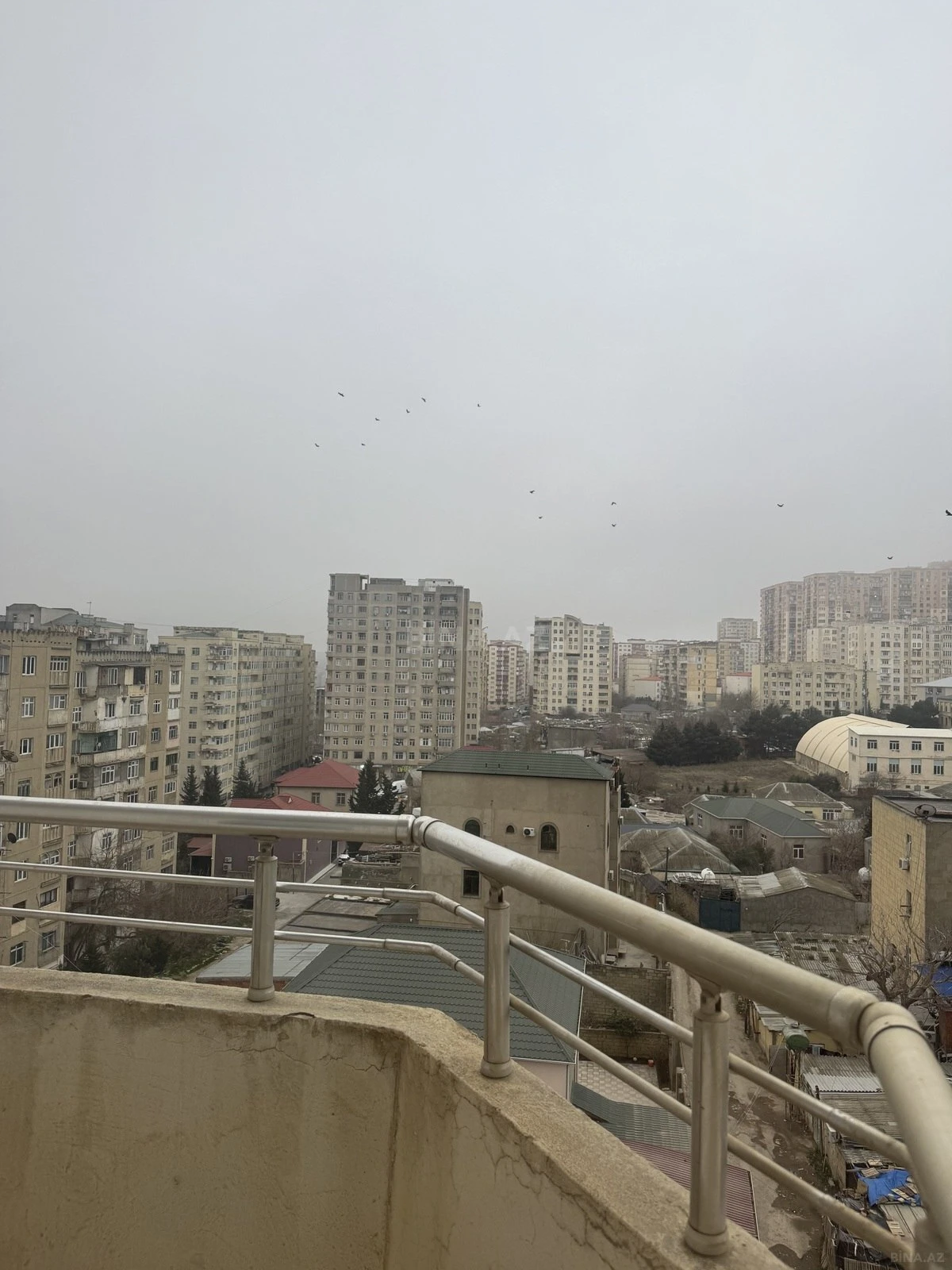 Kirayə verilir 2 otaqlı mənzil 100 m²