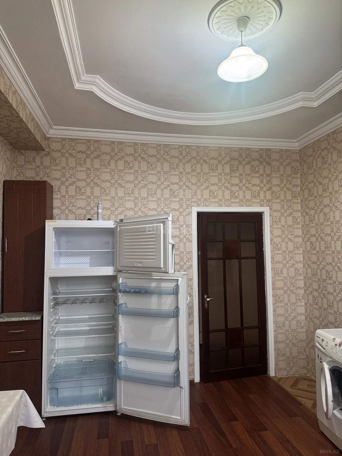 Kirayə verilir 2 otaqlı mənzil 100 m²