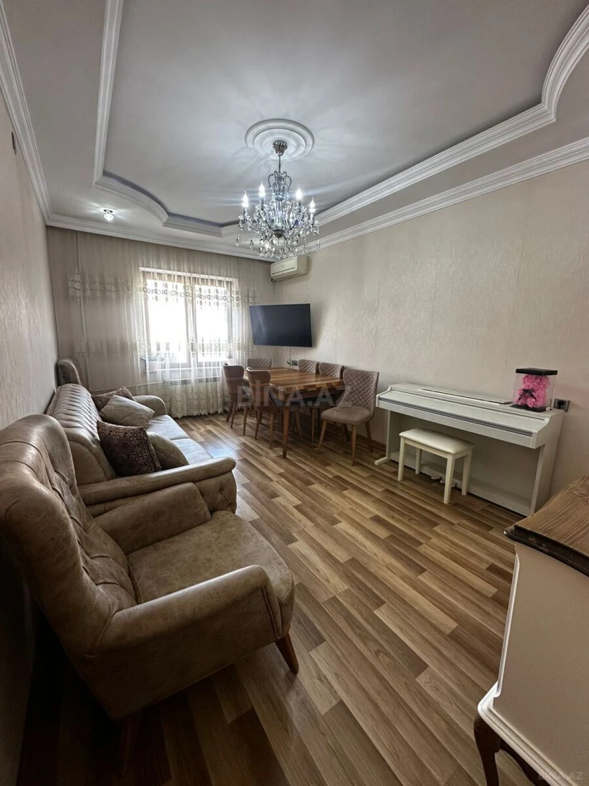 Satılır 2 otaqlı mənzil 60 m²