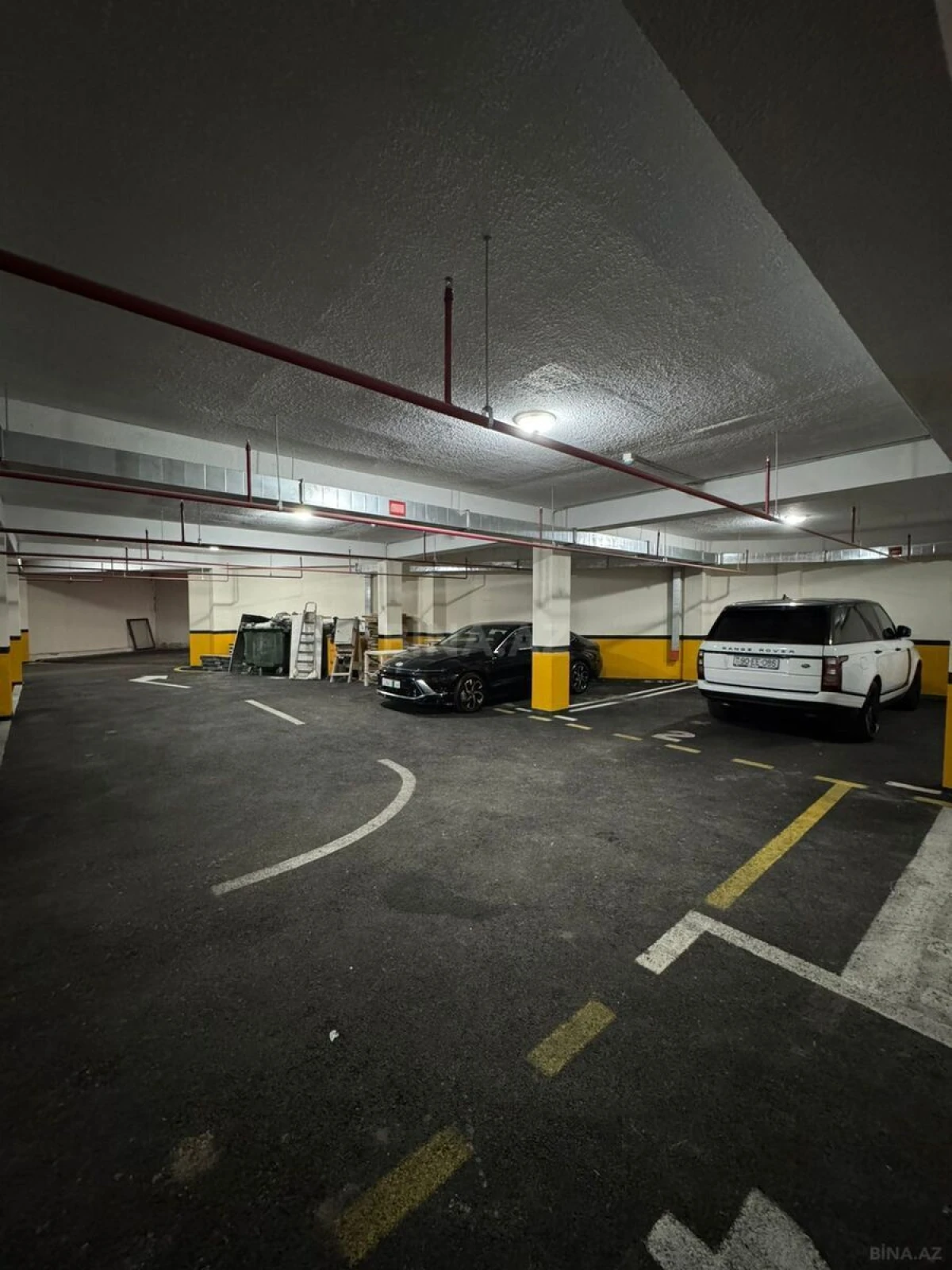 Satılır 2 otaqlı mənzil 92 m²