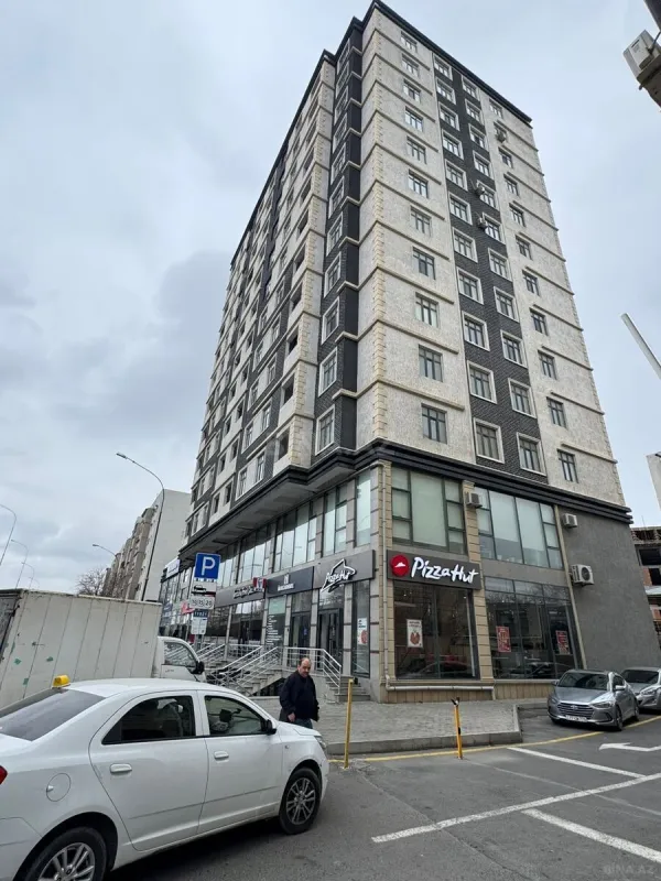 Satılır 2 otaqlı mənzil 92 m²