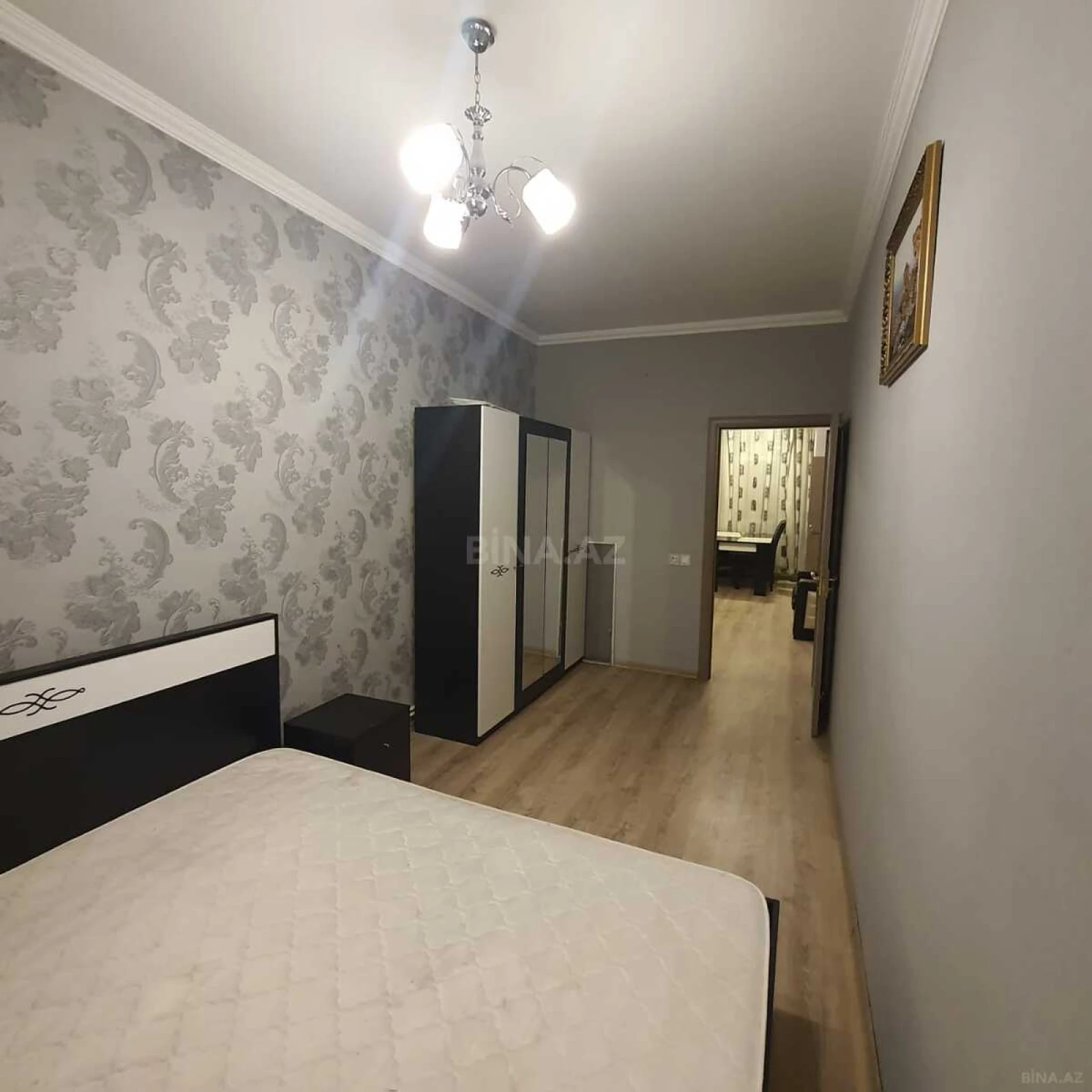 Satılır 2 otaqlı mənzil 65 m²