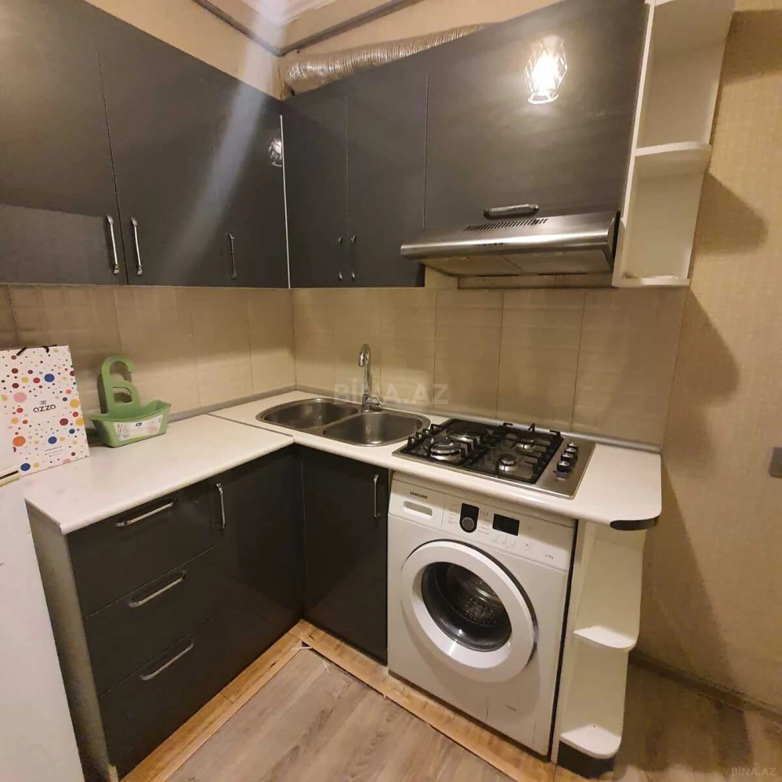Satılır 2 otaqlı mənzil 65 m²