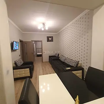 Satılır 2 otaqlı mənzil 65 m²