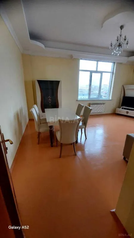 Kirayə verilir 2 otaqlı mənzil 60 m²