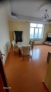 Kirayə verilir 2 otaqlı mənzil 60 m²