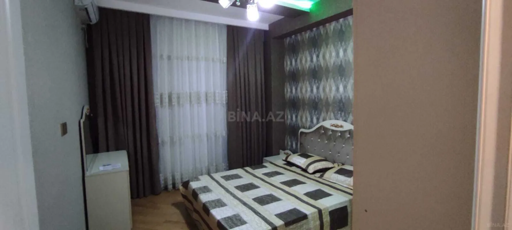 Kirayə verilir 2 otaqlı mənzil 60 m²