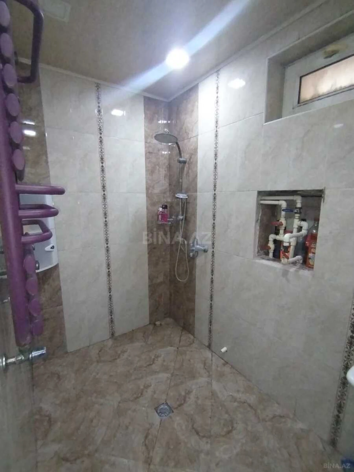 Satılır 5 otaqlı həyət evi 200 m²