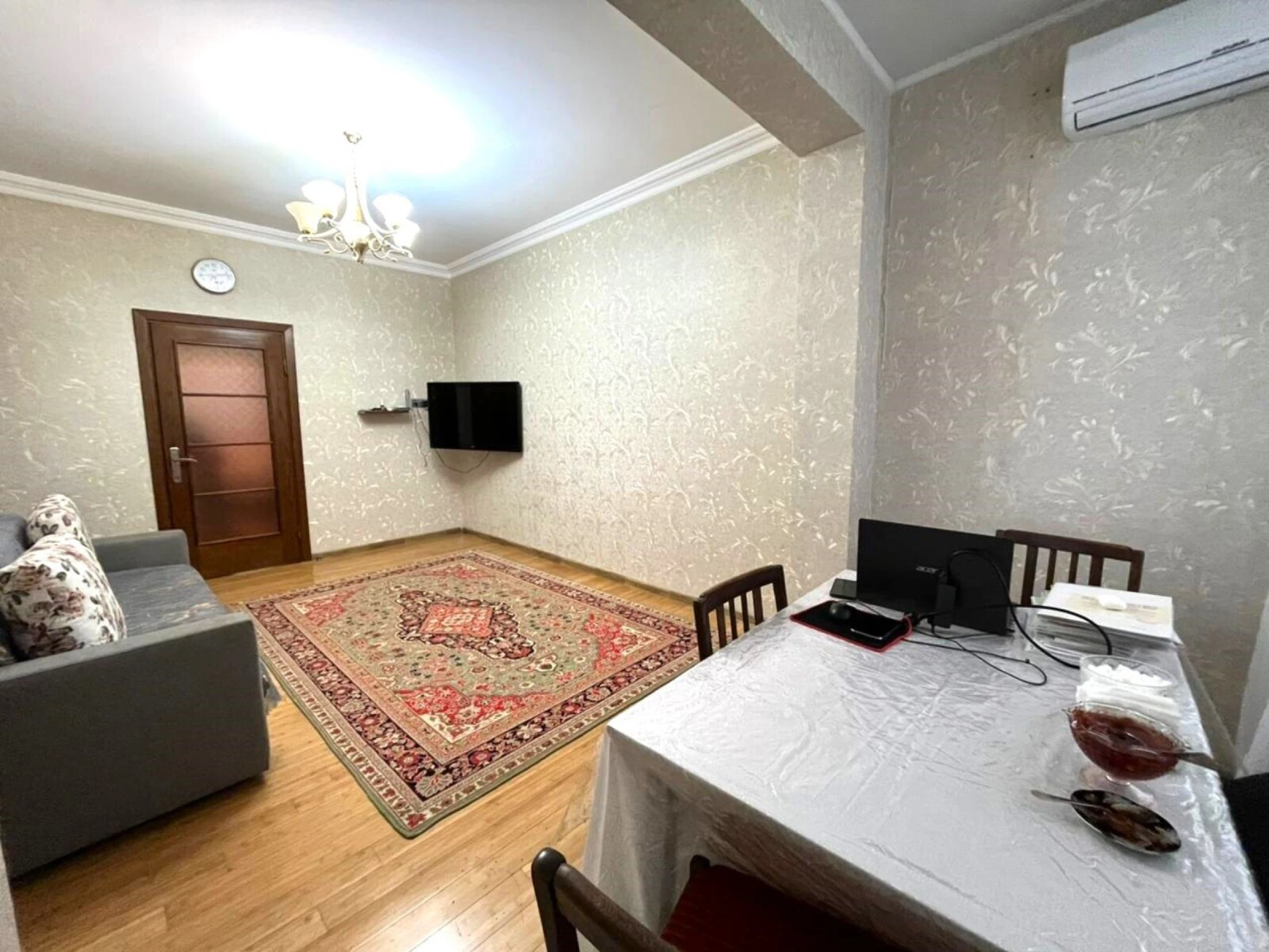 Satılır 2 otaqlı mənzil 52 m²