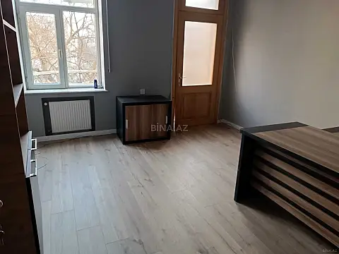 Kirayə verilir 4 otaqlı ofis 120 m²