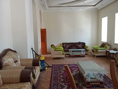 Satılır 3 otaqlı mənzil 120 m²