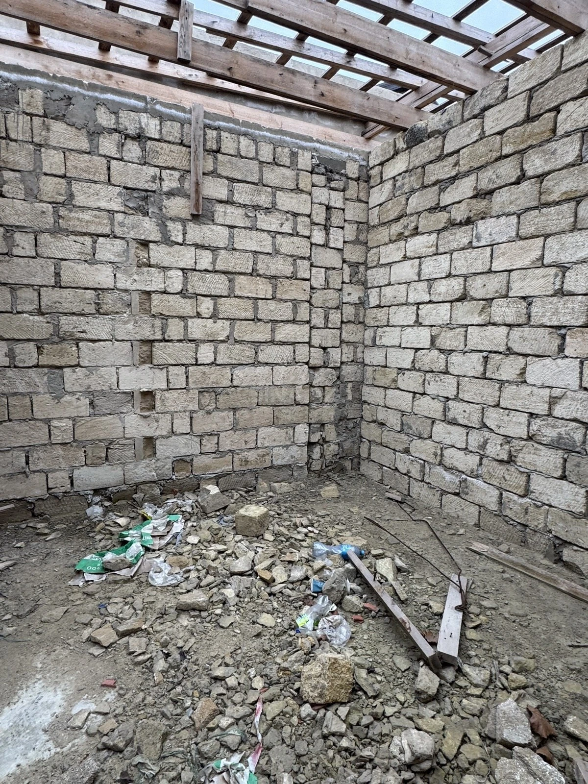 Satılır 3 otaqlı həyət evi 130 m²