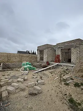 Satılır 3 otaqlı həyət evi 130 m²