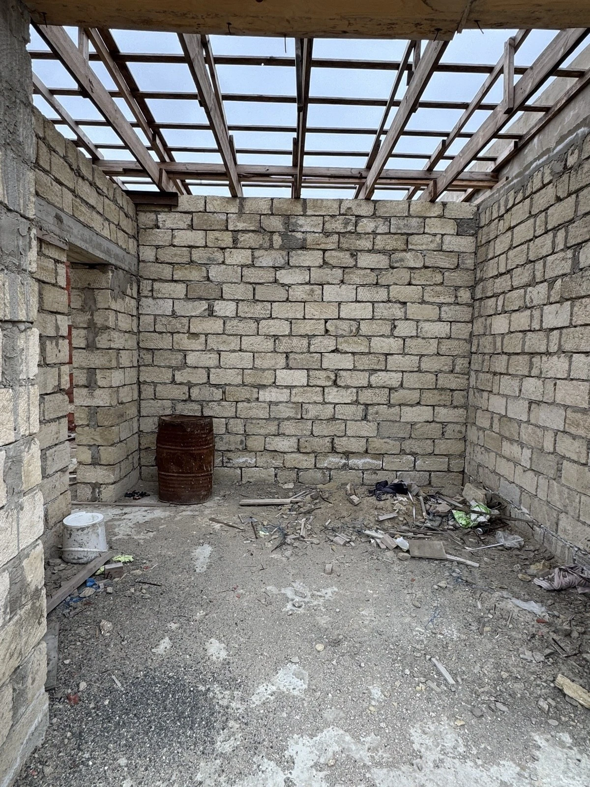 Satılır 3 otaqlı həyət evi 130 m²