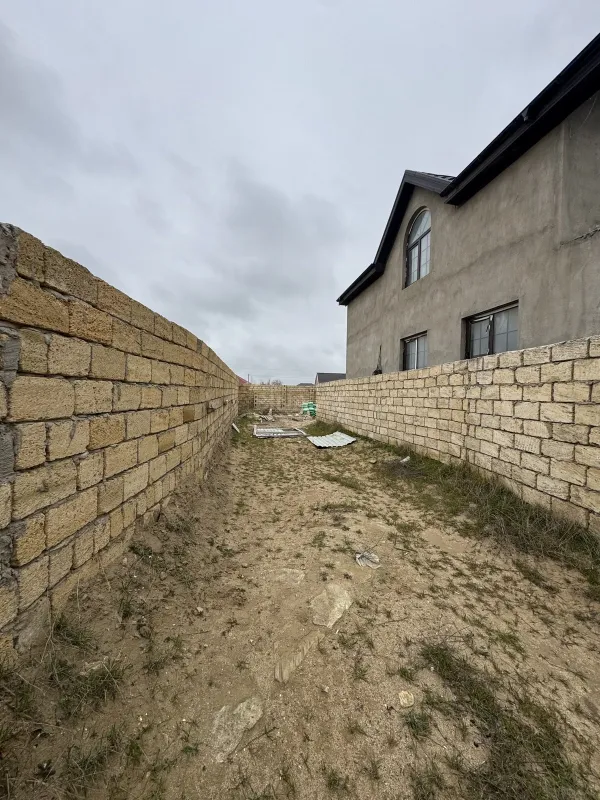 Satılır 3 otaqlı həyət evi 130 m²