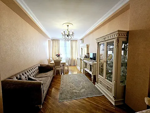 Satılır 3 otaqlı mənzil 90 m²