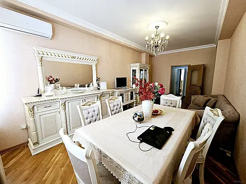 Satılır 3 otaqlı mənzil 90 m²