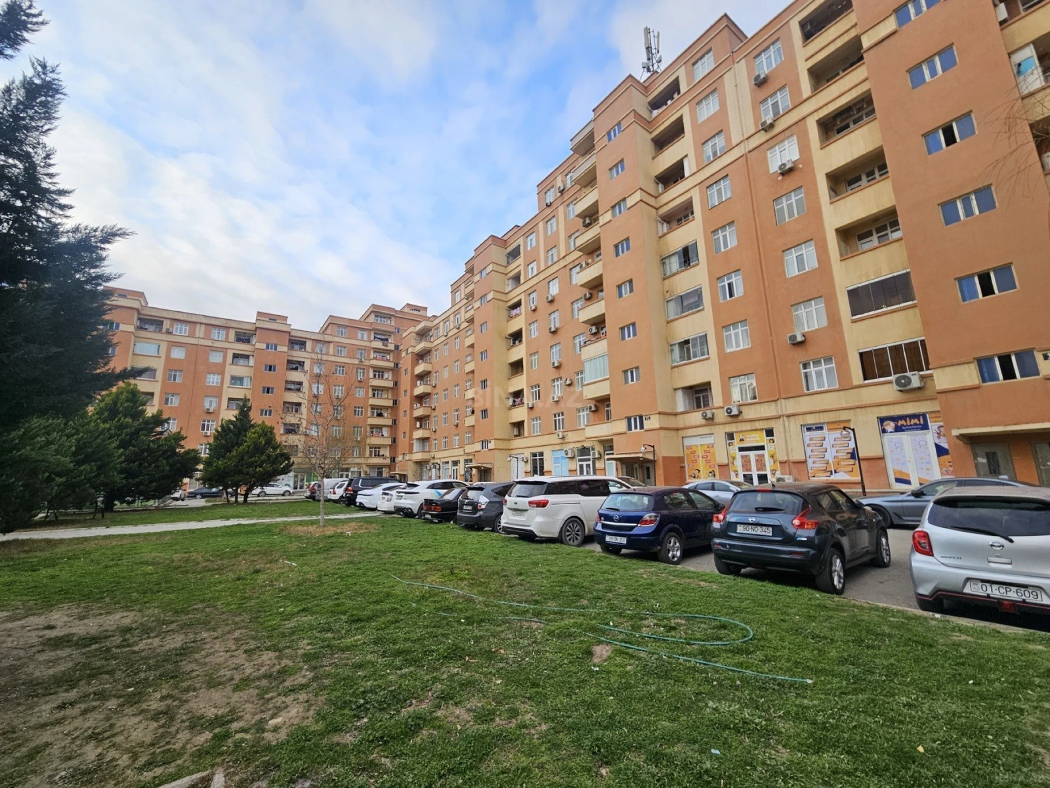 Satılır 3 otaqlı mənzil 90 m²