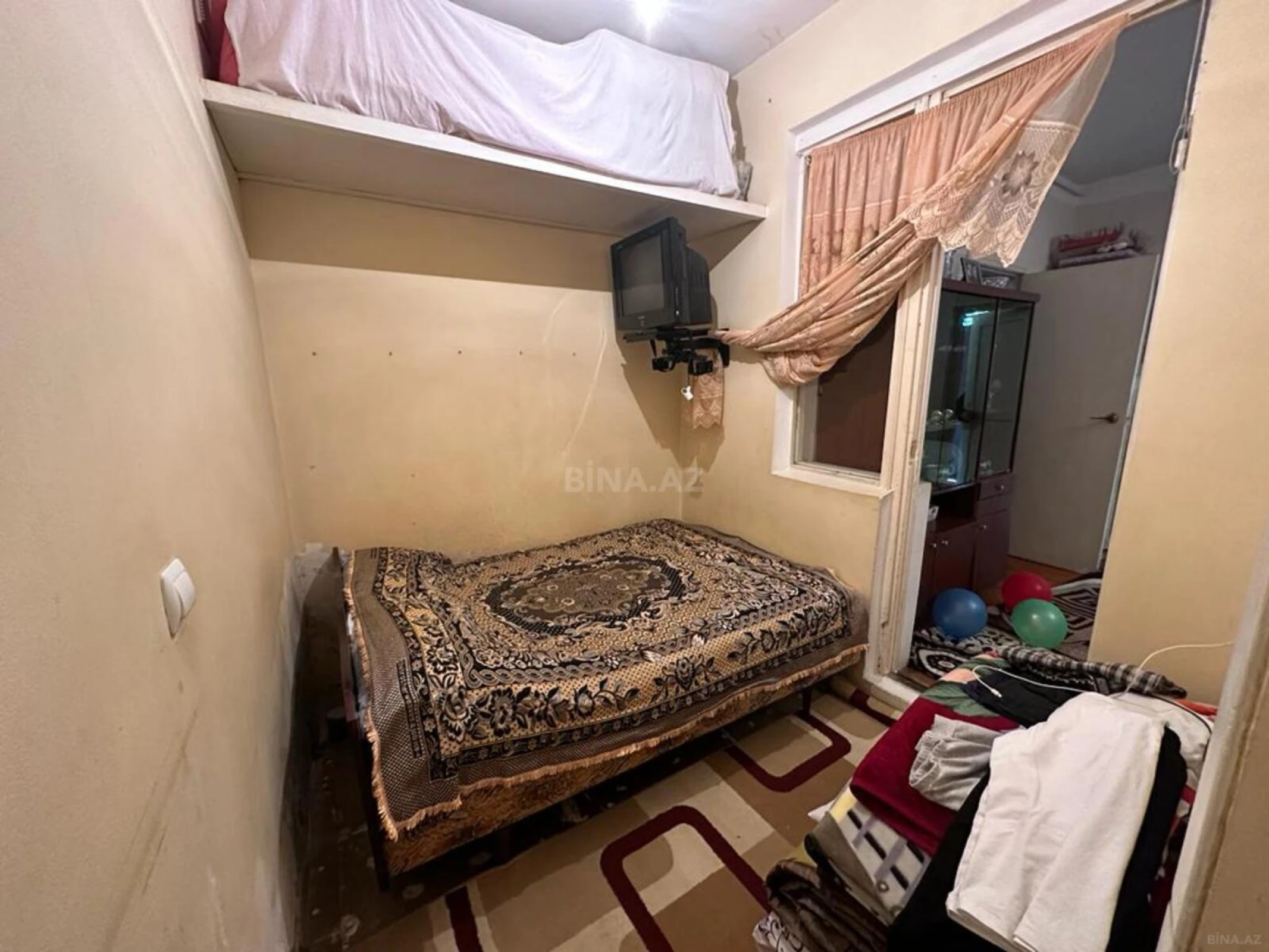 Satılır 4 otaqlı mənzil 75 m²