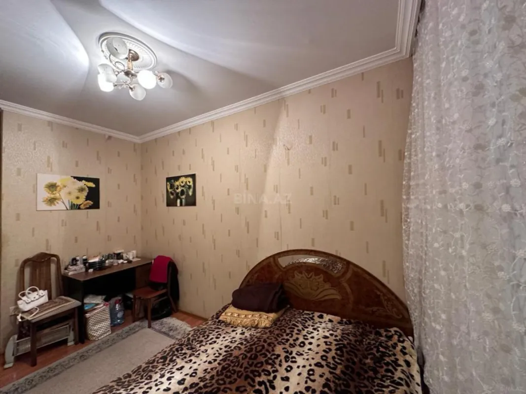 Satılır 4 otaqlı mənzil 75 m²