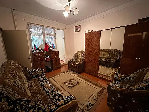 Satılır 4 otaqlı mənzil 75 m²