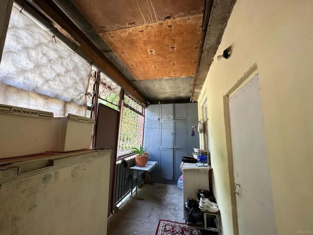 Satılır 4 otaqlı mənzil 75 m²